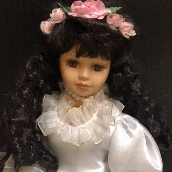 Ballerina porcelain doll - Picture 2 of 6